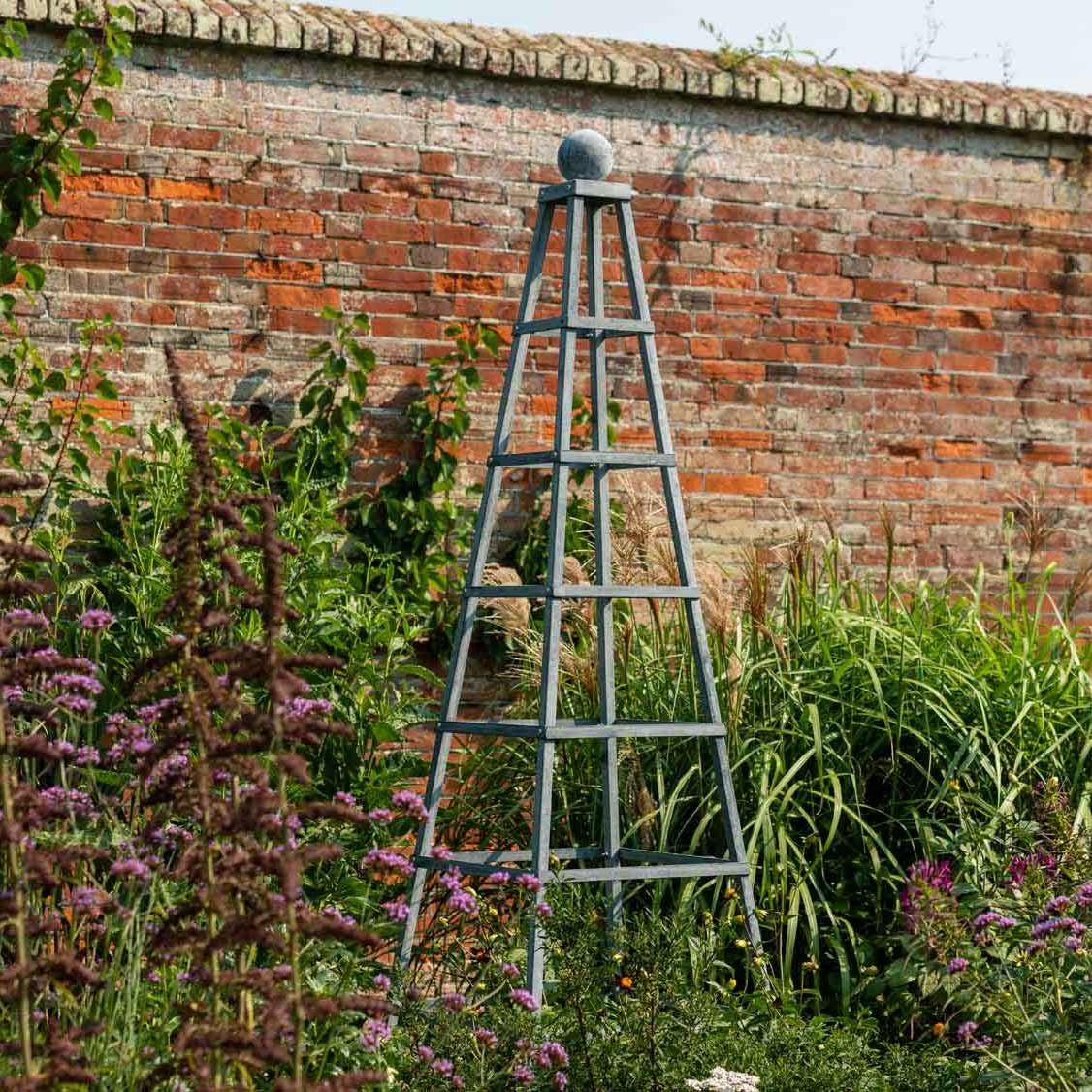 Rankpyramide Southwold Collection