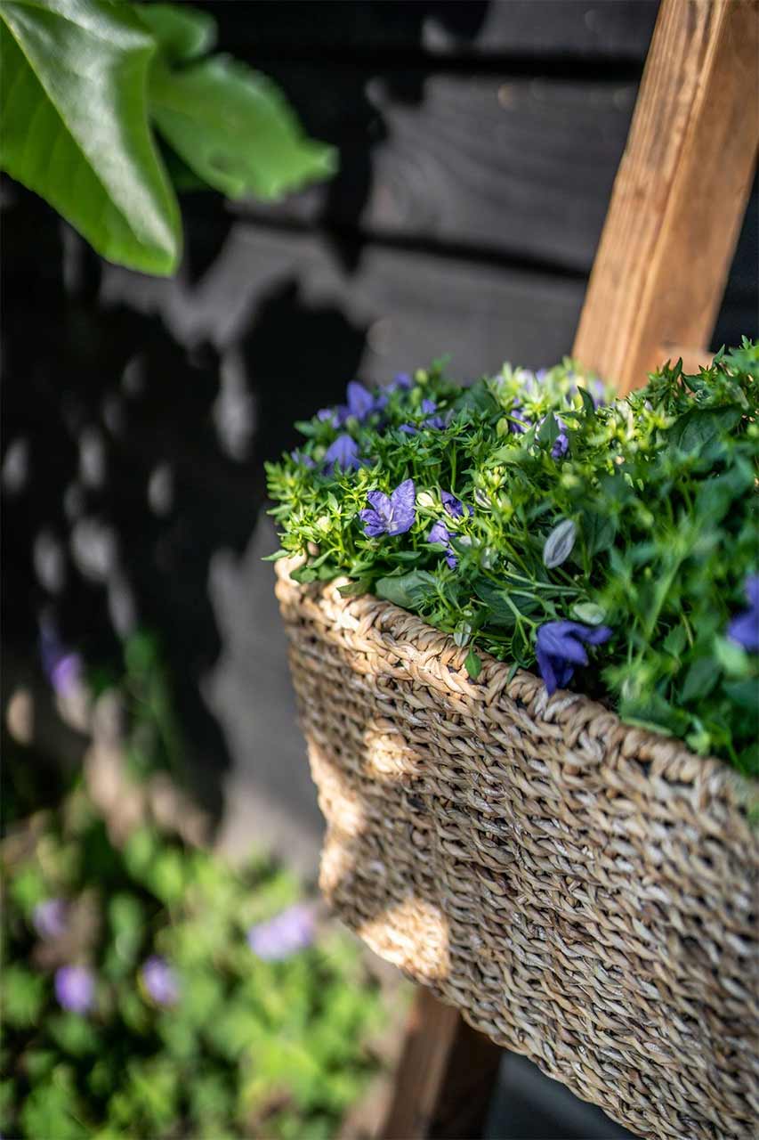 Blumenkasten aus Seegras