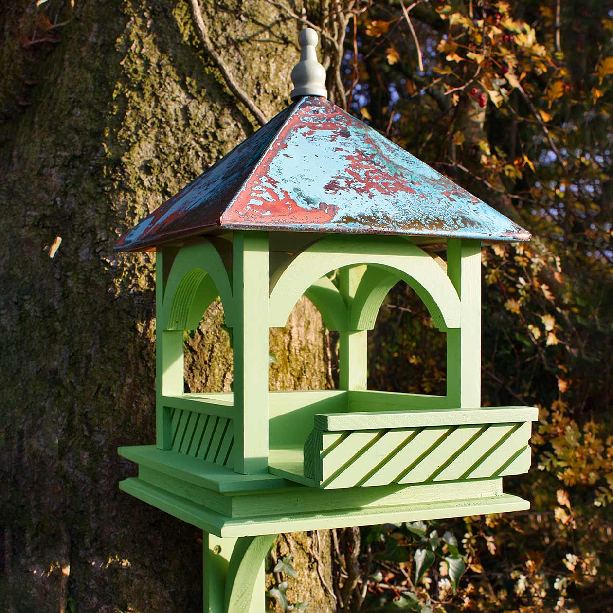 Vogelfutterhaus Wand