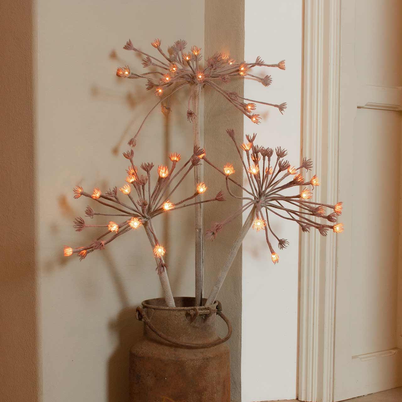 Leuchtzweig »Hogweed« | (H)110 cm x Ø46 cm | 20 Lichter