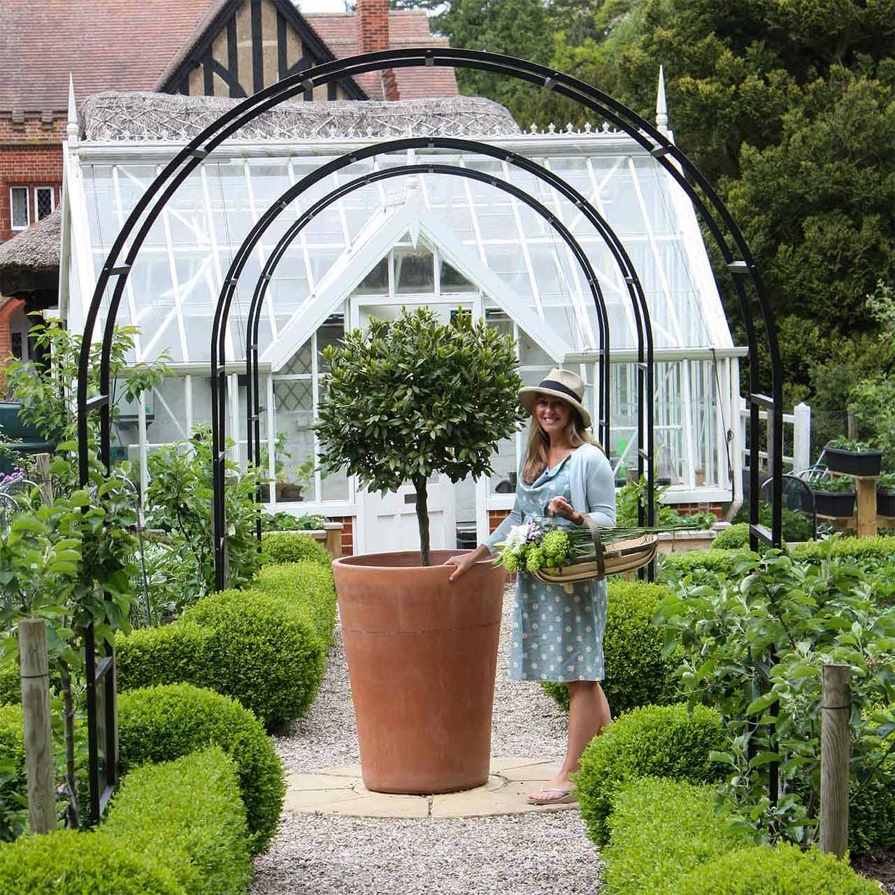 Rosenbögen aus Metall