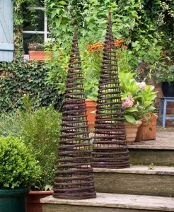 Rankhilfe Twist-Obelisk aus Weide - 120 cm